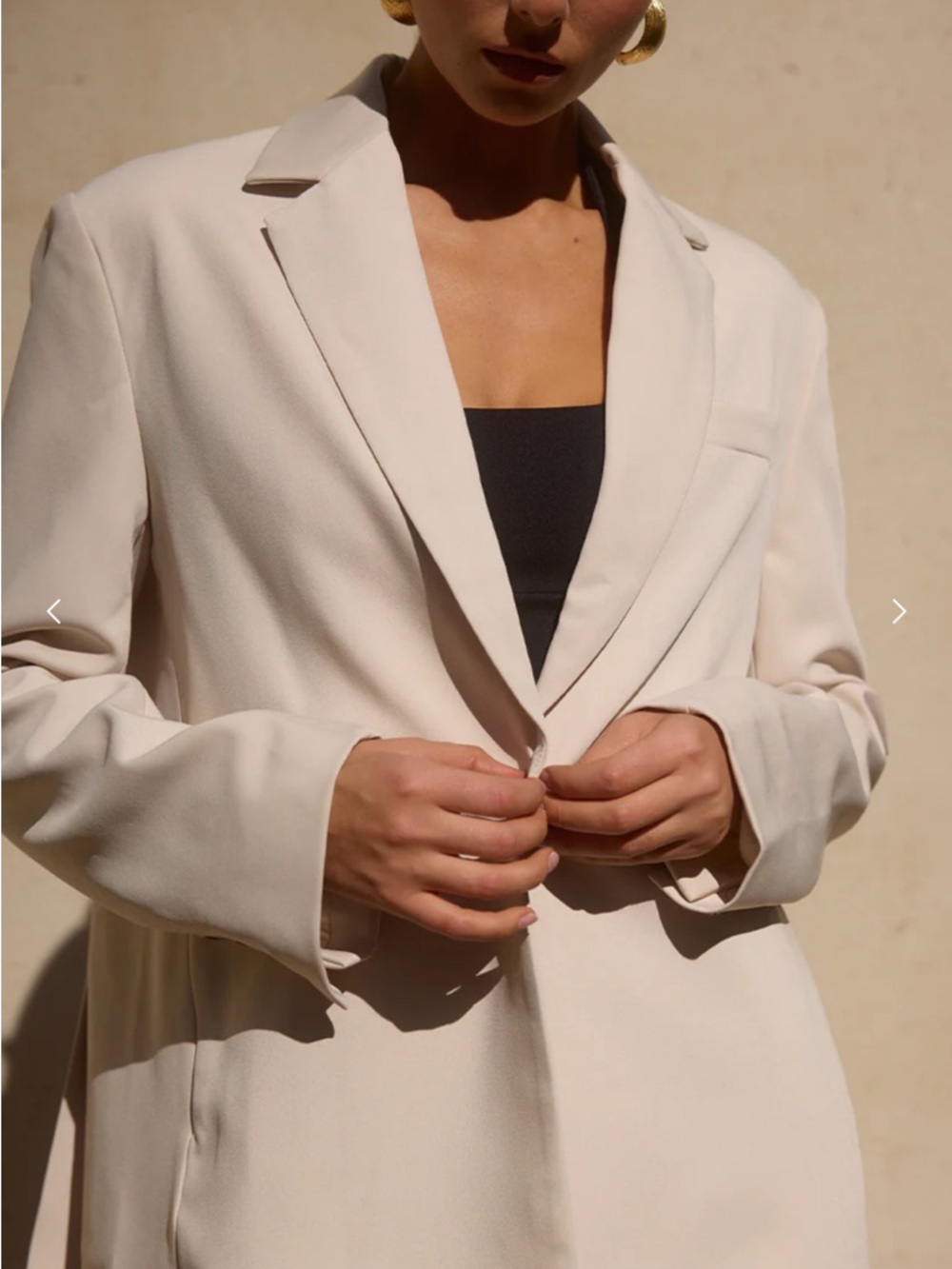 Elegant Cream Relaxed-Fit Blazer Jacket - Picture 3 of 6